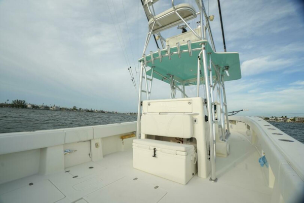 SeaVee-390 2013 -Saint Petersburg-Florida-United States-6075919