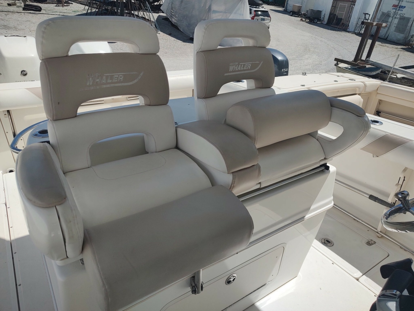 Boston Whaler-320 Outrage 2006-Punch List Annapolis-Maryland-United States-6085649 | Thumbnail