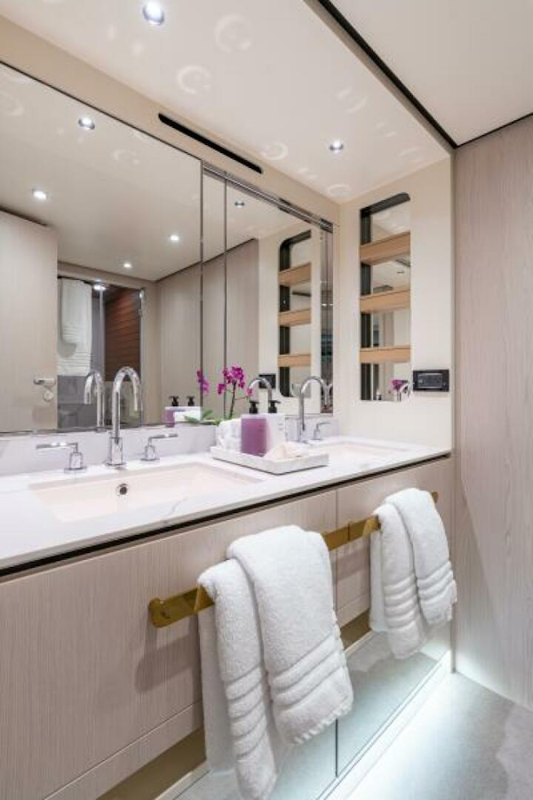 Azimut-78 2022-Euphoria Fort Lauderdale-Florida-United States-6076053