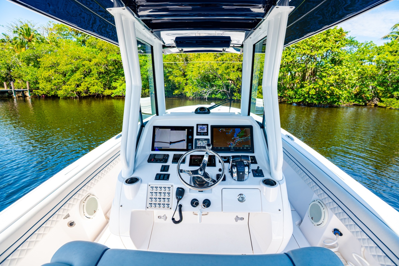 Intrepid-327 2018-T/T Next Chapter Fort Lauderdale-Florida-United States-6076363 | Thumbnail