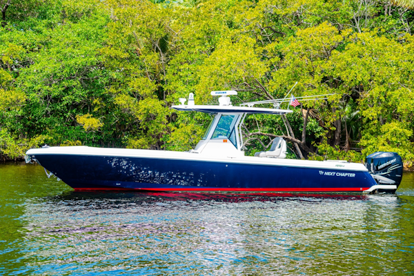 Intrepid-327 2018-T/T Next Chapter Fort Lauderdale-Florida-United States-6076348