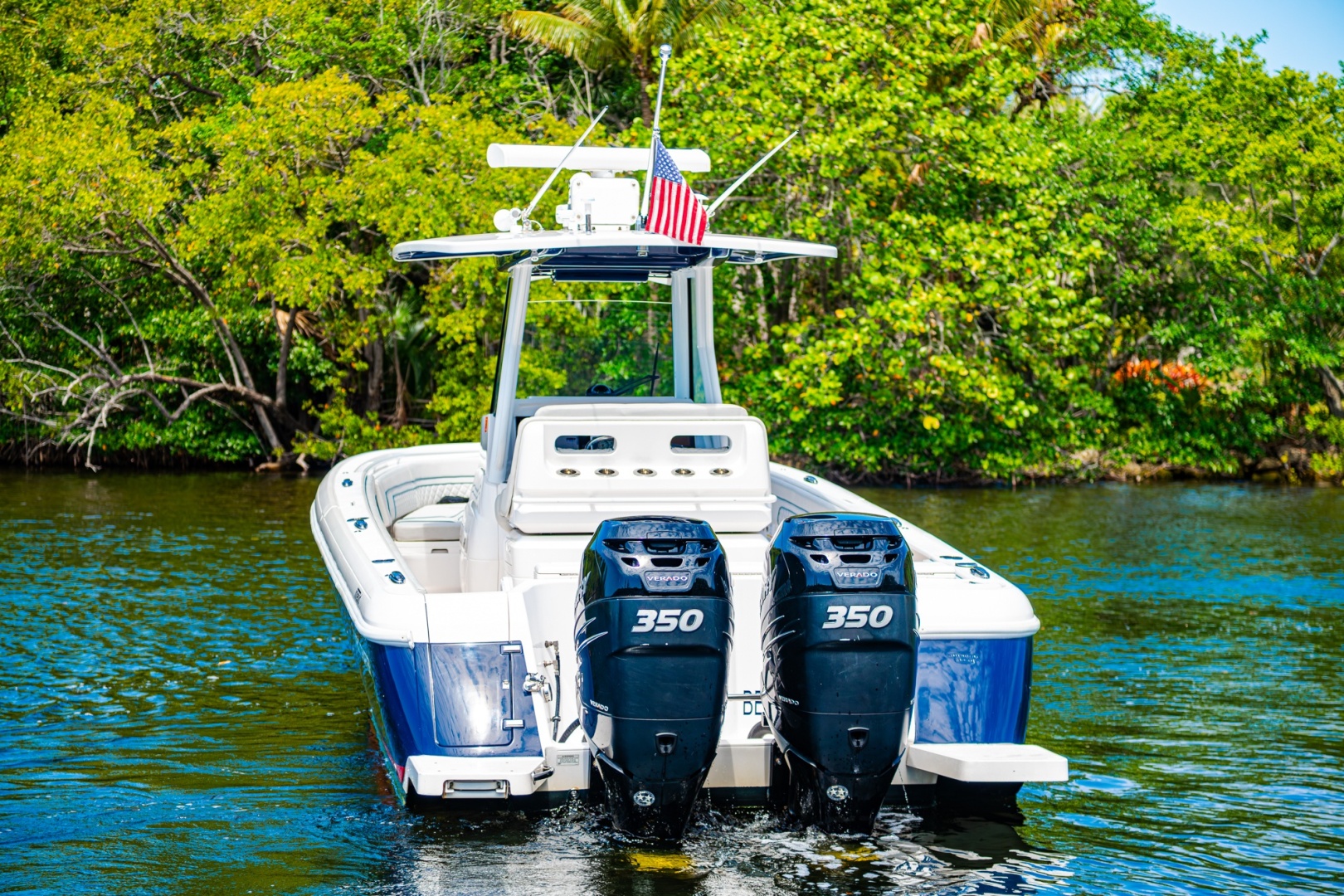 Intrepid-327 2018-T/T Next Chapter Fort Lauderdale-Florida-United States-6076343 | Thumbnail