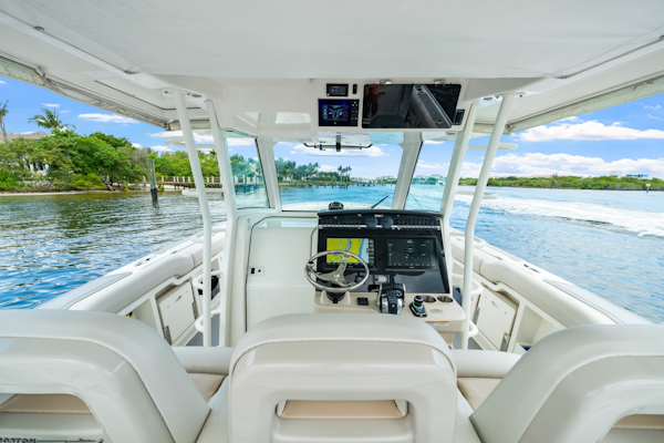 Boston Whaler-380 Outrage 2018-FELLOWSHIP Jupiter-Florida-United States-6076782