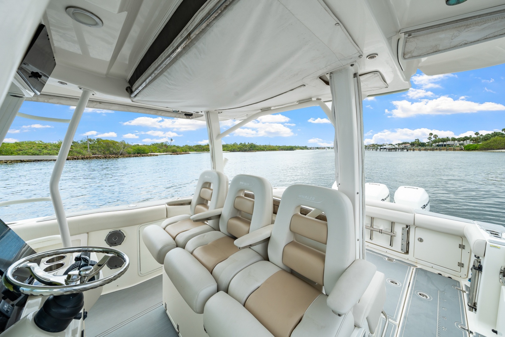Boston Whaler-380 Outrage 2018-FELLOWSHIP Jupiter-Florida-United States-6076784 | Thumbnail