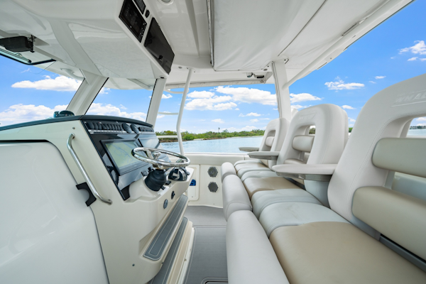 Boston Whaler-380 Outrage 2018-FELLOWSHIP Jupiter-Florida-United States-6076785