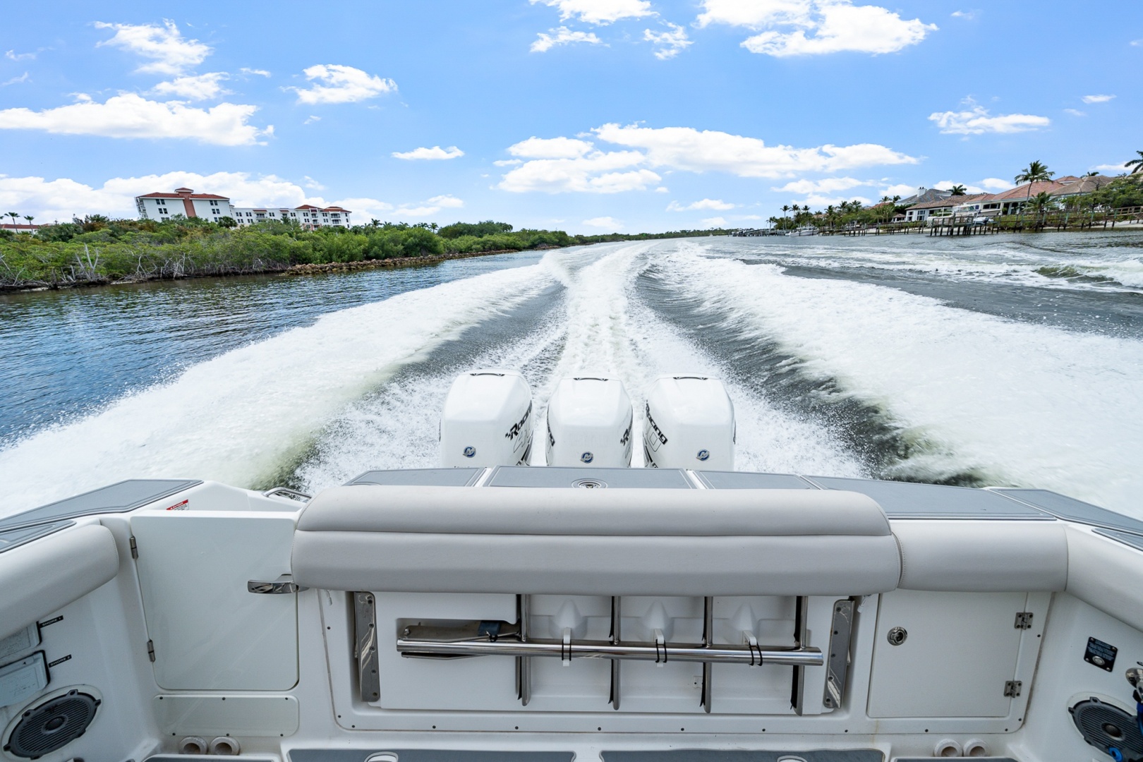 Boston Whaler-380 Outrage 2018-FELLOWSHIP Jupiter-Florida-United States-6076780 | Thumbnail