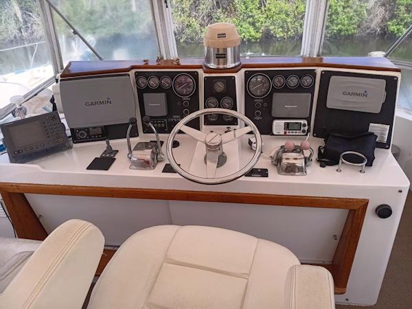 Novatec-50 Islander Cockpit 1996-Sea Rash Inn Merritt Island-Florida-United States-6142154