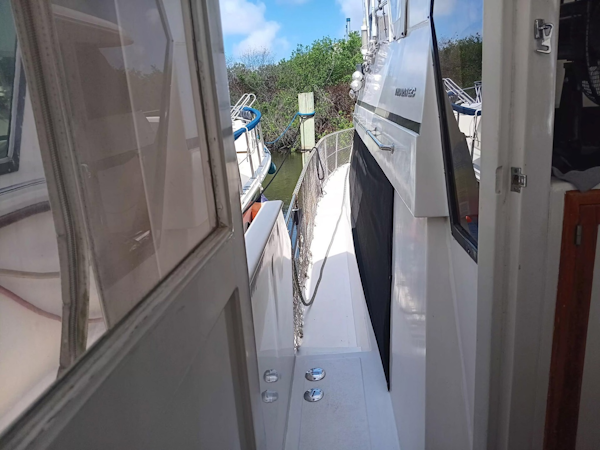 Novatec-50 Islander Cockpit 1996-Sea Rash Inn Merritt Island-Florida-United States-6142150