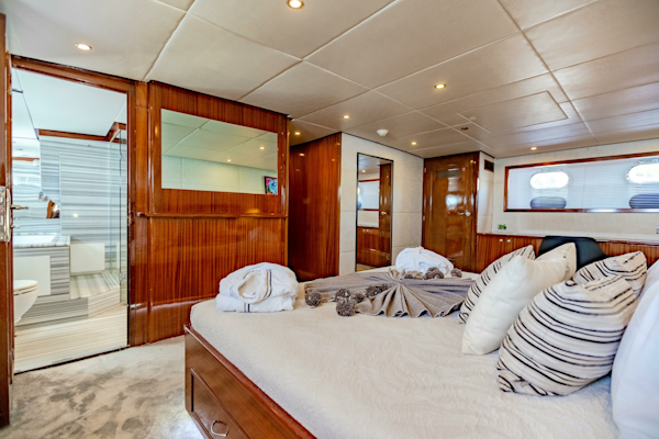Feadship-Custom 1970-ALHAMBRA San Lorenzo al Mare-Italy-6080104