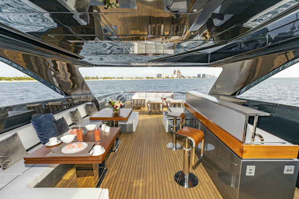 Riva-110 Dolce Vita 2020-NO SURRENDER Newport-Rhode Island-United States-6077723