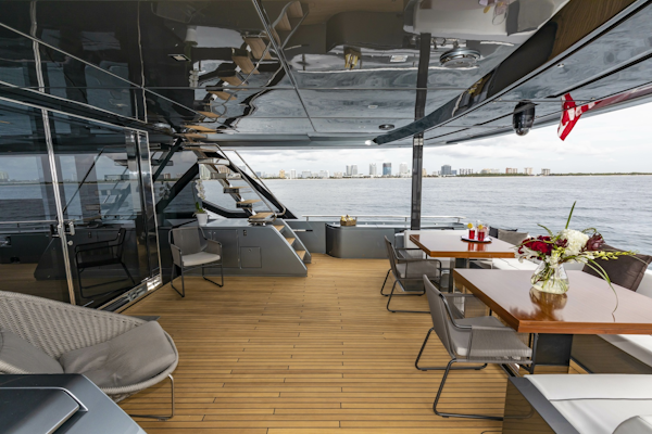 Riva-110 Dolce Vita 2020-NO SURRENDER Newport-Rhode Island-United States-6077779