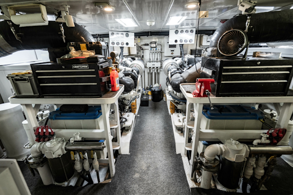 Broward-Raised Pilothouse 2006-IRON LADY Miami Beach-Florida-United States-6081247
