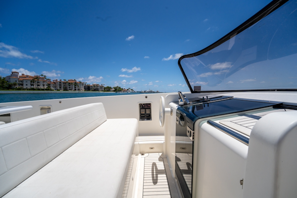 VanDutch-40 2014 -Fisher Island-Florida-United States-6077955
