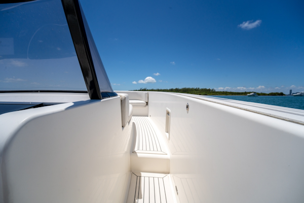 VanDutch-40 2014 -Fisher Island-Florida-United States-6077946