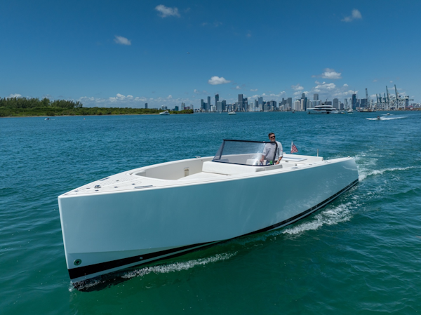 VanDutch-40 2014 -Fisher Island-Florida-United States-6077942