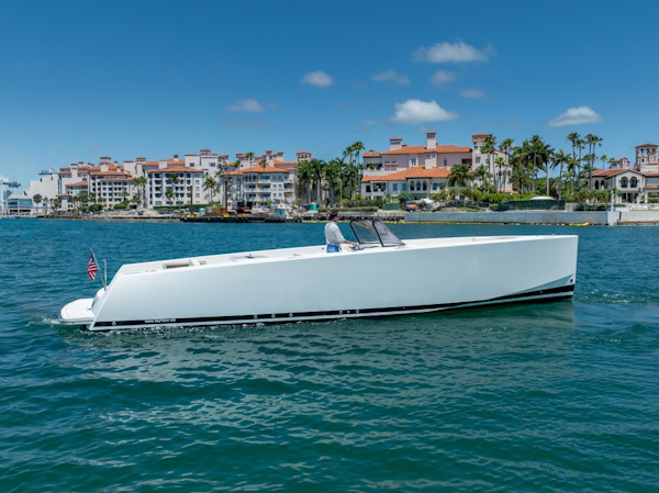 VanDutch-40 2014 -Fisher Island-Florida-United States-6077938