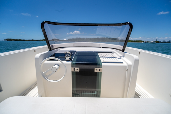 VanDutch-40 2014 -Fisher Island-Florida-United States-6077953