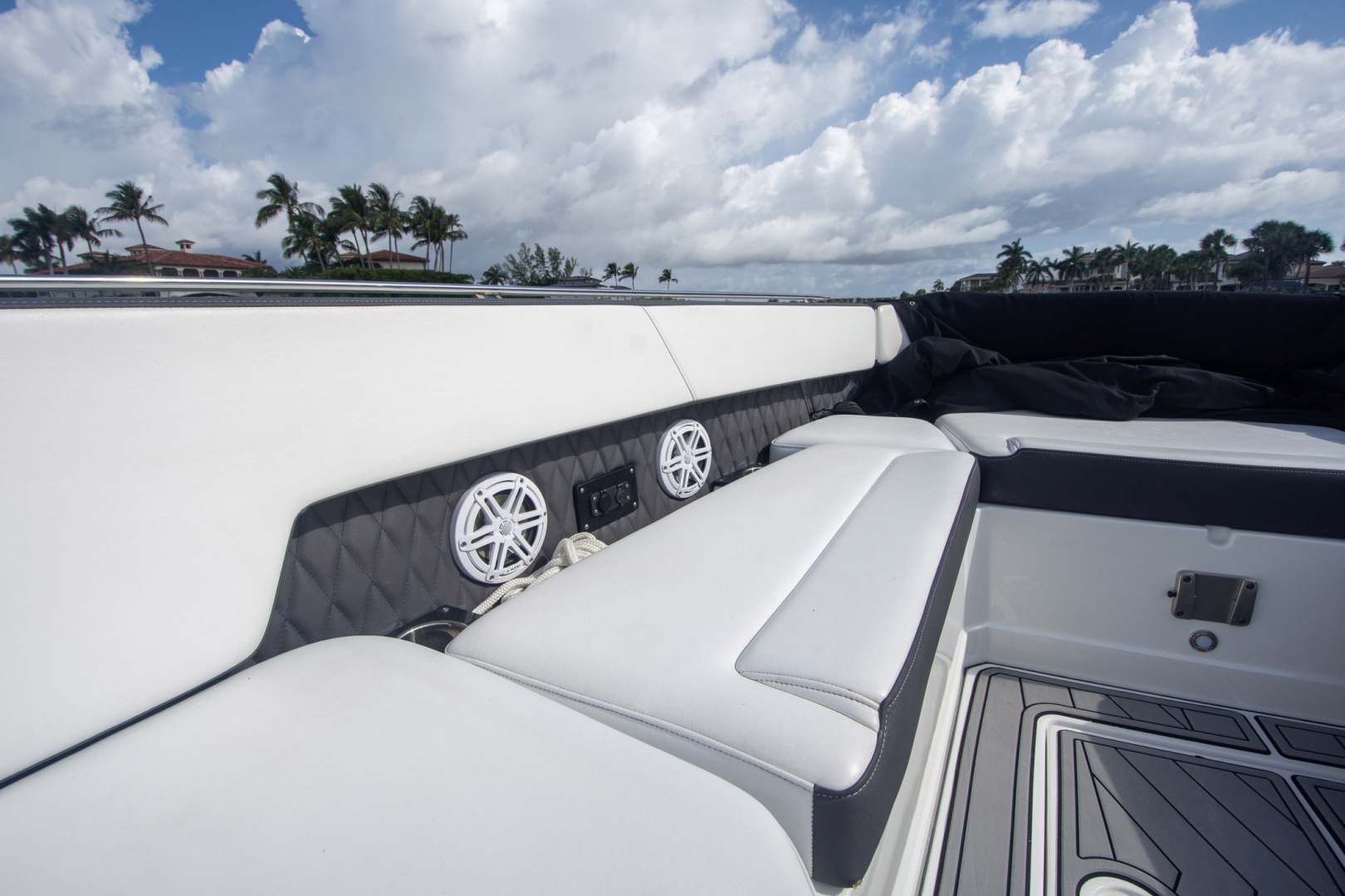 Monterey-385 SS 2022-Sweet Caroline Boca Raton-Florida-United States-6078458 | Thumbnail