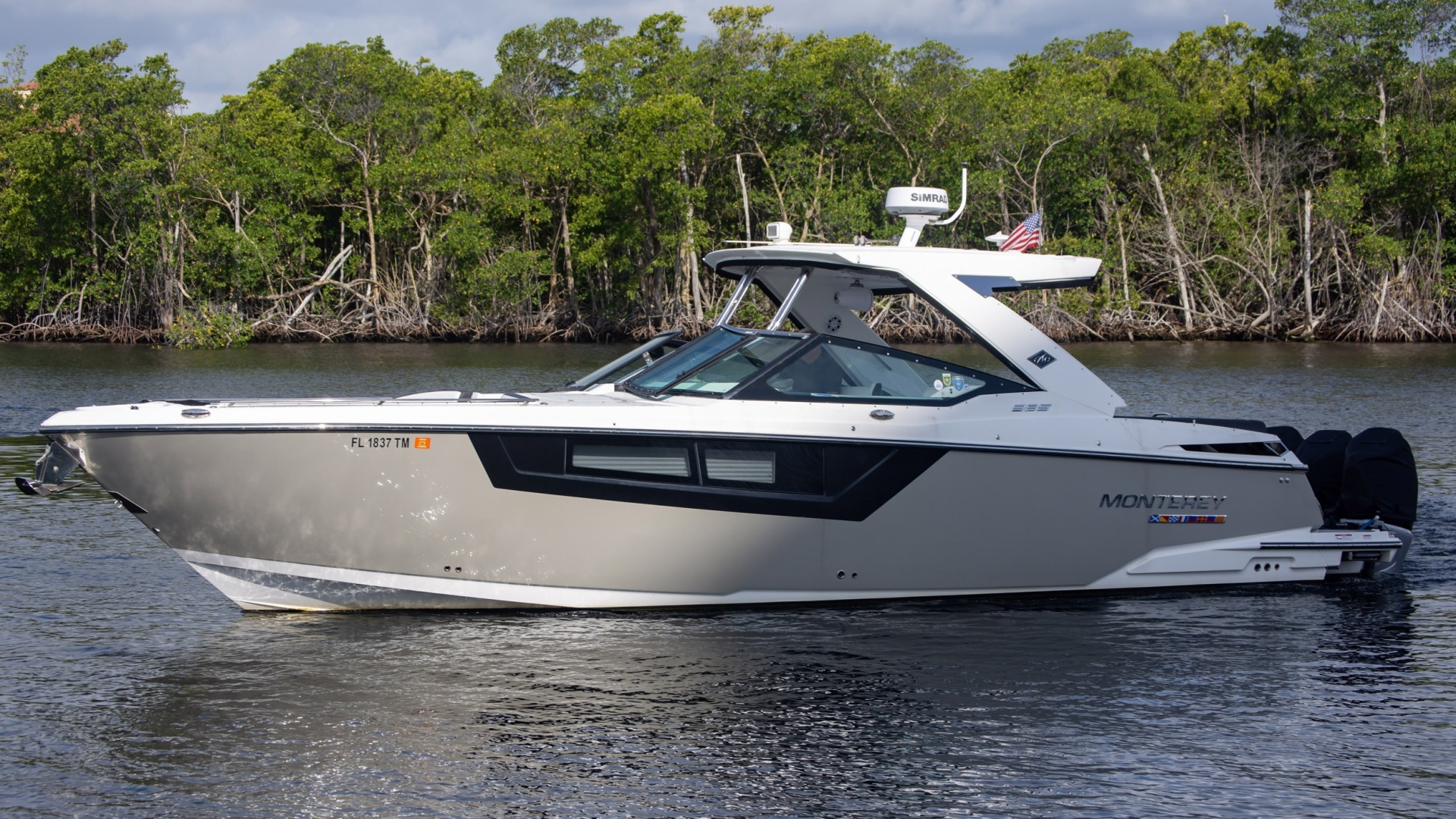 Monterey-385 SS 2022-Sweet Caroline Boca Raton-Florida-United States-6078432 | Thumbnail