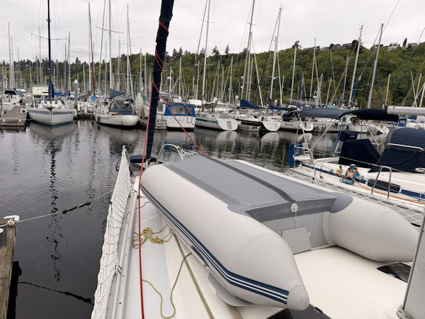 Hunter-37.5 1990-Final Frontier Seattle-Washington-United States-Hunter 37.5 foredeck w/ West Marine dinghy-6078669