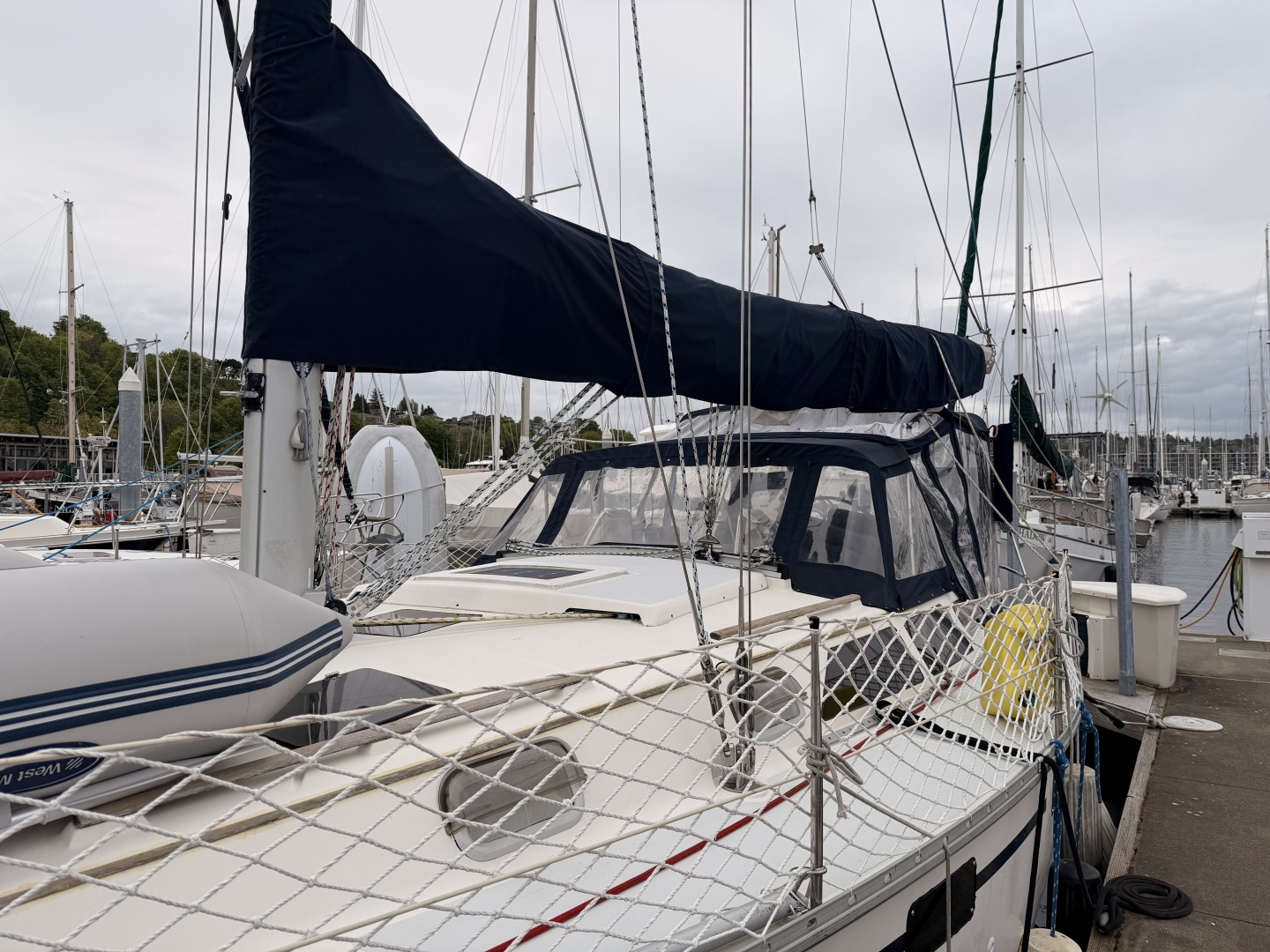 Hunter-37.5 1990-Final Frontier Seattle-Washington-United States-Hunter 37.5 mid-deck-6078668 | Thumbnail