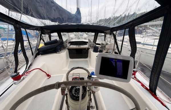 Hunter-37.5 1990-Final Frontier Seattle-Washington-United States-Helm station looking forward-6078767