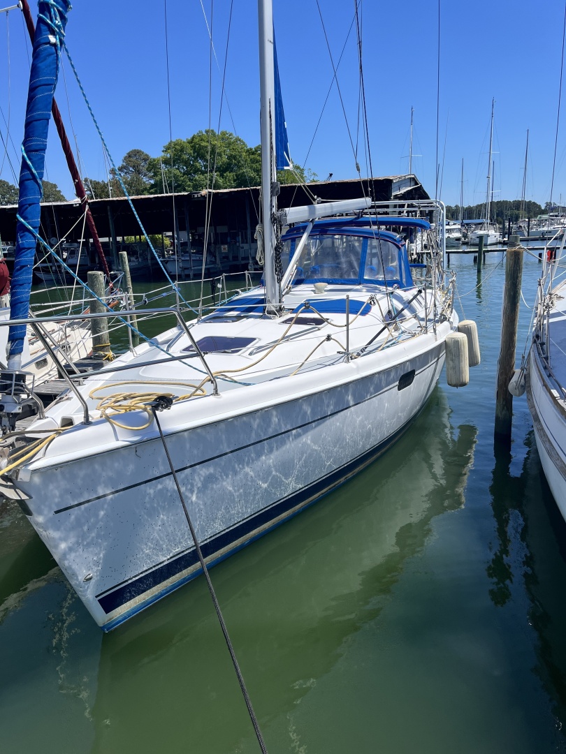 Hunter-386 2003-Kalena Deltaville-Virginia-United States-6084629 | Thumbnail