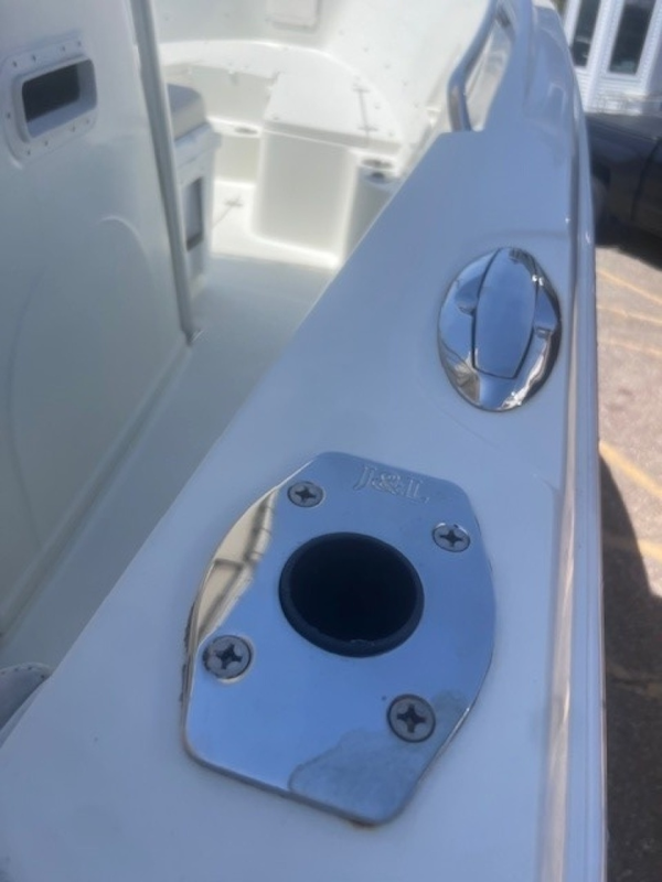 Sailfish-2660 CC 2007-AQUAHOLIC Newburyport-Massachusetts-United States-Rod Holder-6078901