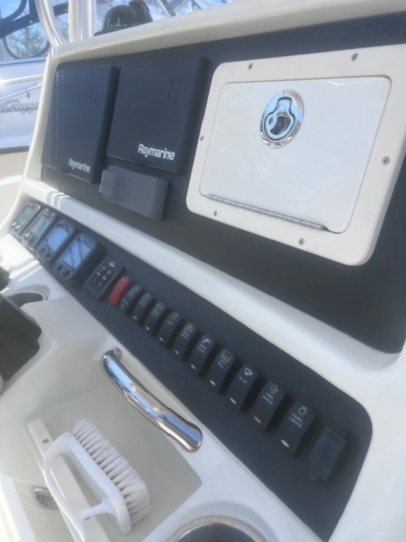 Sailfish-2660 CC 2007-AQUAHOLIC Newburyport-Massachusetts-United States-Raymarine Instruments-6078900 | Thumbnail