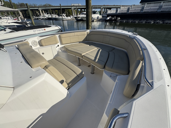 Pursuit-S 328 Sport 2019 -Greenwich-Connecticut-United States-6084933