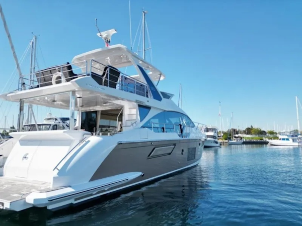 Azimut-FLY 60 2024-2024 Azimut FLY 60 St. Catharines-Ontario-Canada-6078962