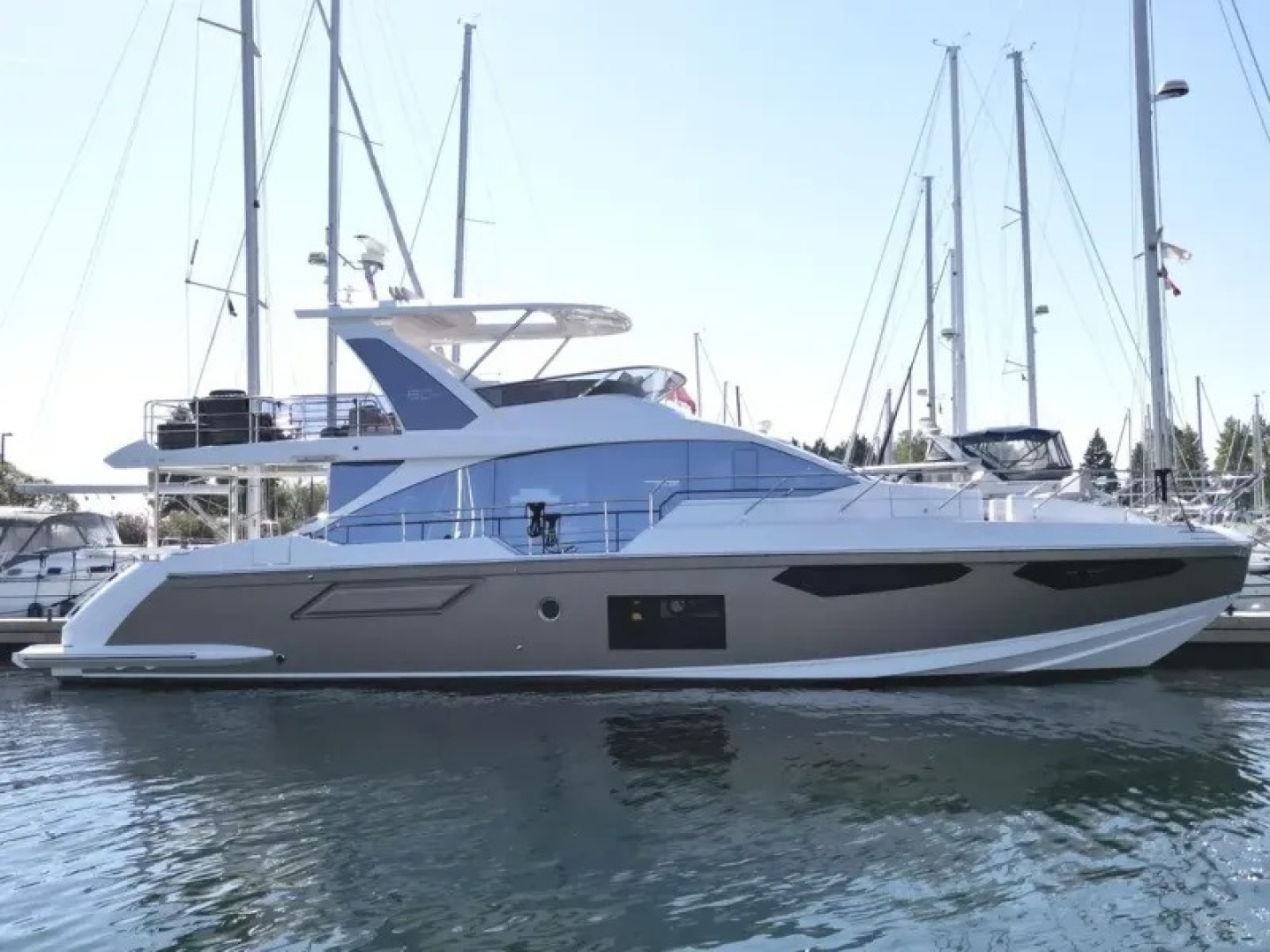Azimut-FLY 60 2024-2024 Azimut FLY 60 St. Catharines-Ontario-Canada-6078959 | Thumbnail
