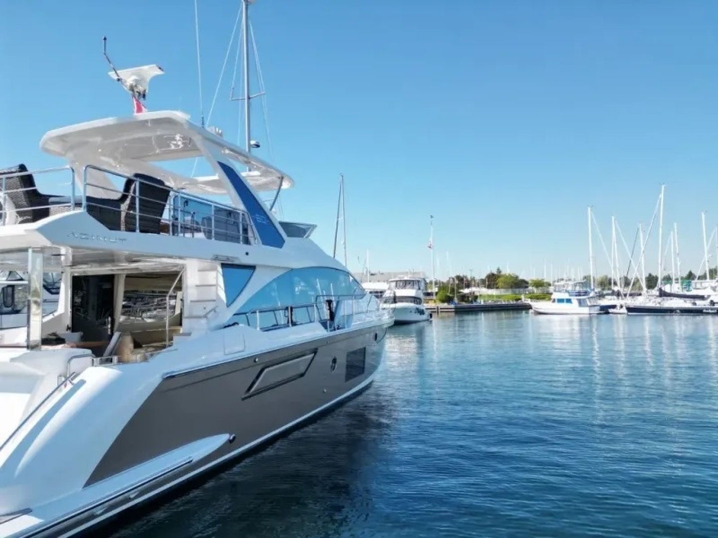 Azimut-FLY 60 2024-2024 Azimut FLY 60 St. Catharines-Ontario-Canada-6078967 | Thumbnail