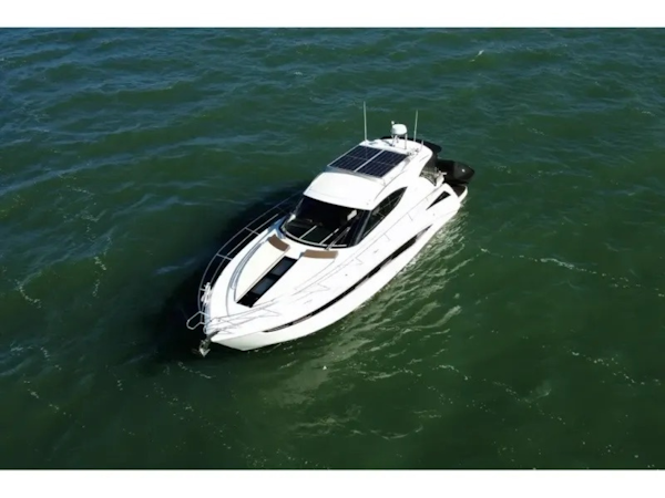 Galeon-405 HTS 2016-2016 Galeon 405 HTS Île-aux-Noix-Quebec-Canada-6079288