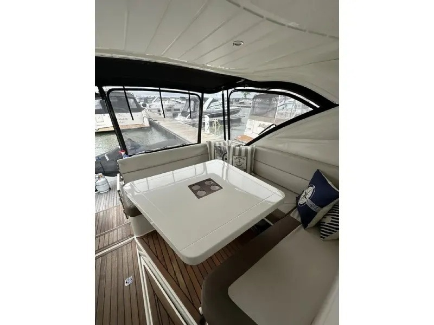 Galeon-405 HTS 2016-2016 Galeon 405 HTS Île-aux-Noix-Quebec-Canada-6079292 | Thumbnail