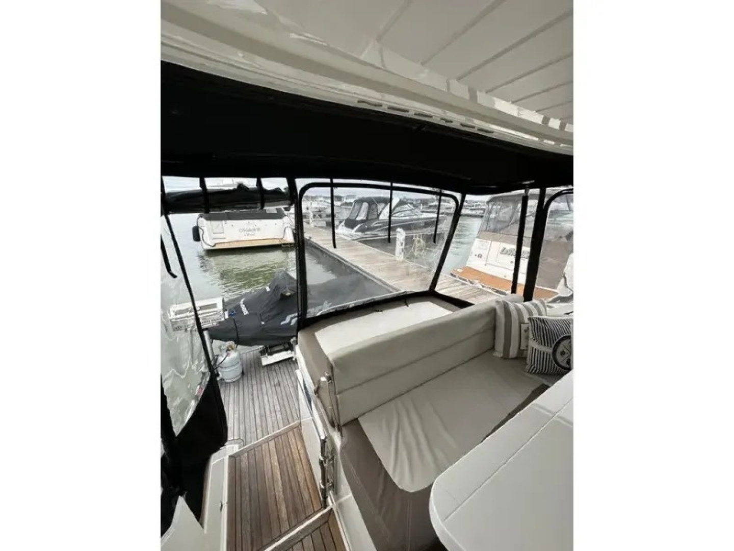 Galeon-405 HTS 2016-2016 Galeon 405 HTS Île-aux-Noix-Quebec-Canada-6079293 | Thumbnail