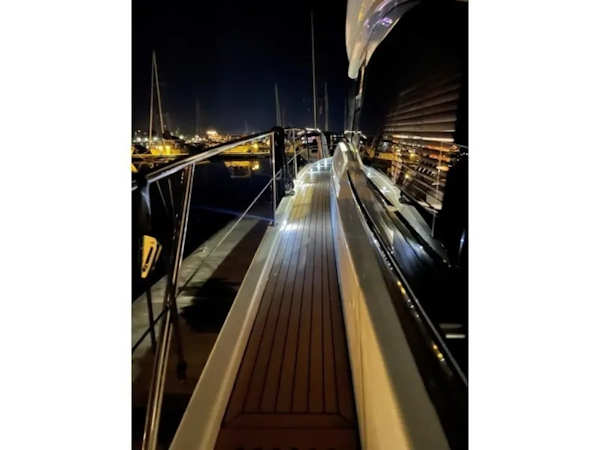 Bavaria-420 Virtess 2014-2014 Bavaria Motoryachts 420 Virtess Île-aux-Noix-Quebec-Canada-6079568