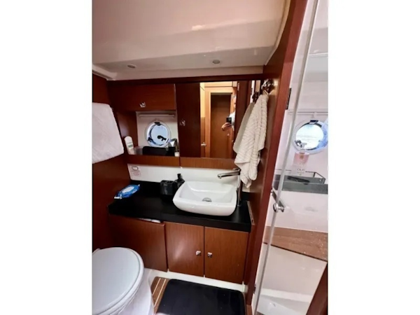 Bavaria-420 Virtess 2014-2014 Bavaria Motoryachts 420 Virtess Île-aux-Noix-Quebec-Canada-6079584