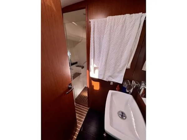 Bavaria-420 Virtess 2014-2014 Bavaria Motoryachts 420 Virtess Île-aux-Noix-Quebec-Canada-6079581