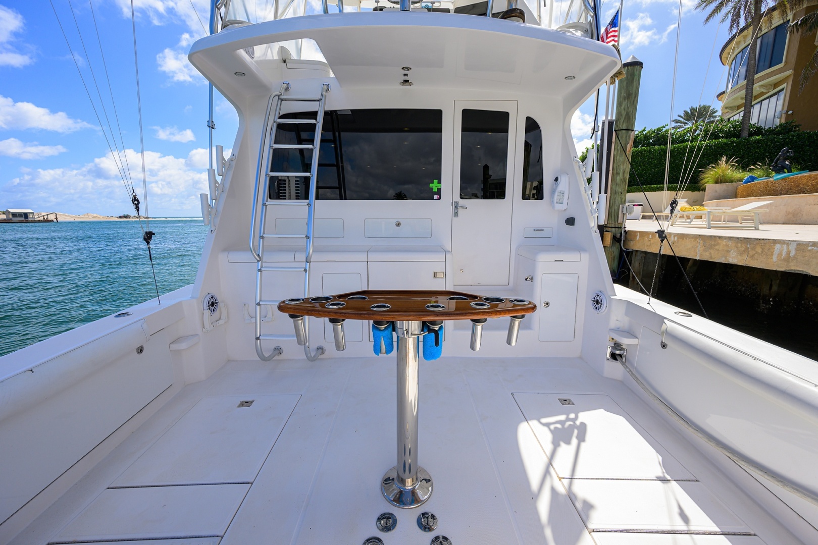 Cabo-48 Flybridge 2003-Bad Boyz Pompano Beach-Florida-United States-Cabo 48  Bad Boyz  Cockpit-6081698 | Thumbnail