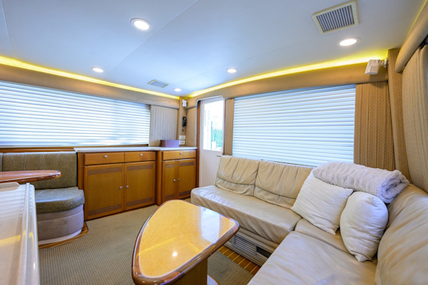 Cabo-48 Flybridge 2003-Bad Boyz Pompano Beach-Florida-United States-Cabo 48  Bad Boyz  Salon-6080208