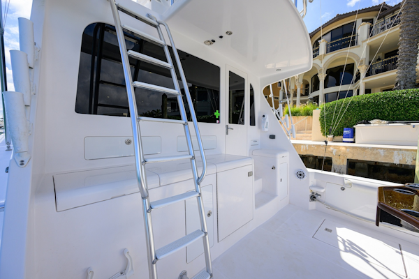 Cabo-48 Flybridge 2003-Bad Boyz Pompano Beach-Florida-United States-Cabo 48  Bad Boyz  Cockpit-6081699