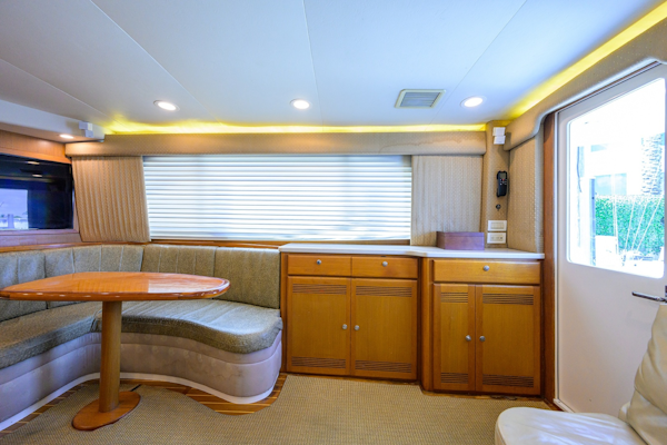 Cabo-48 Flybridge 2003-Bad Boyz Pompano Beach-Florida-United States-Cabo 48  Bad Boyz  Salon-6080210
