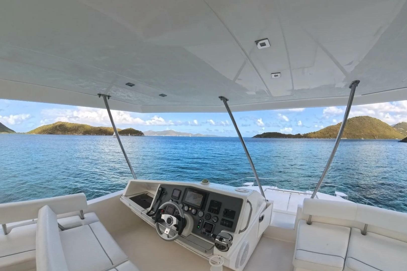 Leopard-51PC 2014-Somewhere hot Roadtown-Virgin Islands (British)-6079631 | Thumbnail