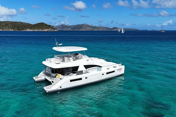 Leopard-51PC 2014-Somewhere hot Roadtown-Virgin Islands (British)-6079643