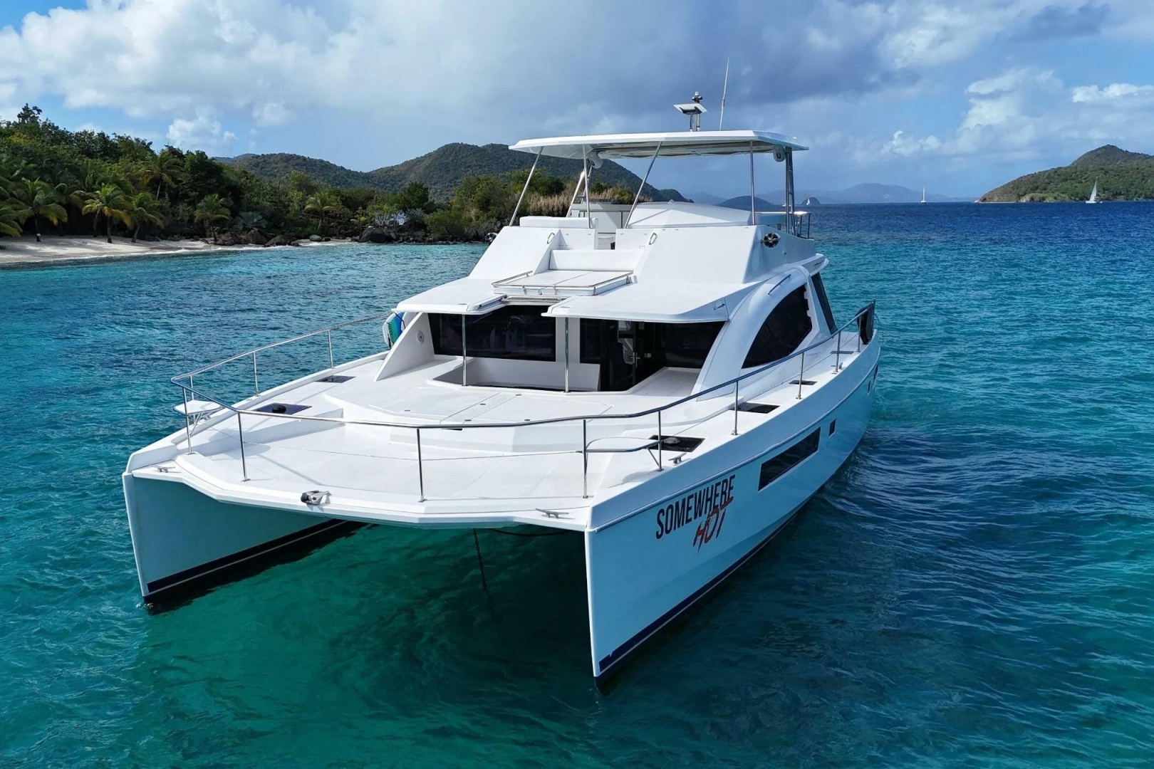 Leopard-51PC 2014-Somewhere hot Roadtown-Virgin Islands (British)-6079619 | Thumbnail