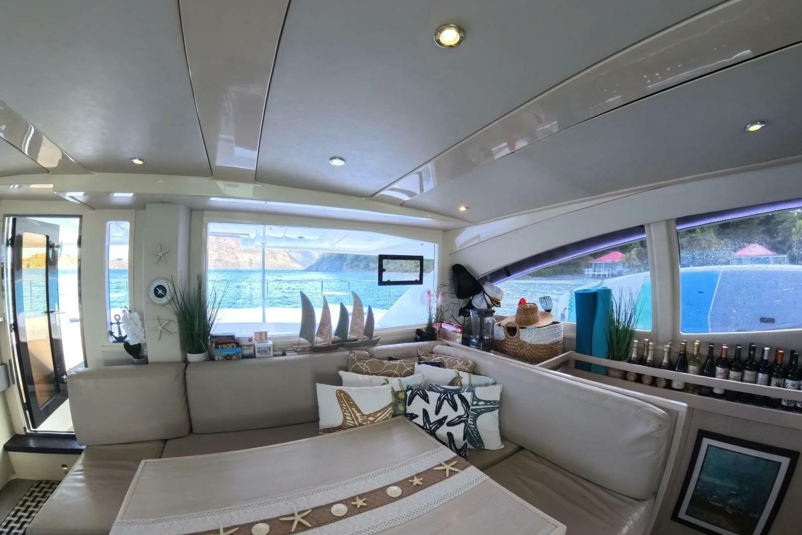 Leopard-51PC 2014-Somewhere hot Roadtown-Virgin Islands (British)-6079624 | Thumbnail