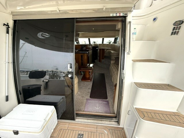 Carver-46 Voyager 2005-Clear 2 Close St Petersburg-Florida-United States-6083230