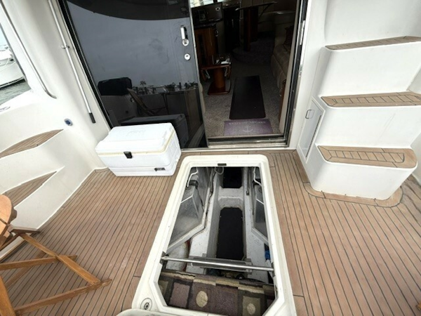 Carver-46 Voyager 2005-Clear 2 Close St Petersburg-Florida-United States-6083232