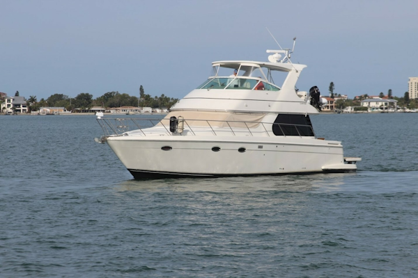 Carver-46 Voyager 2005-Clear 2 Close St Petersburg-Florida-United States-6082966